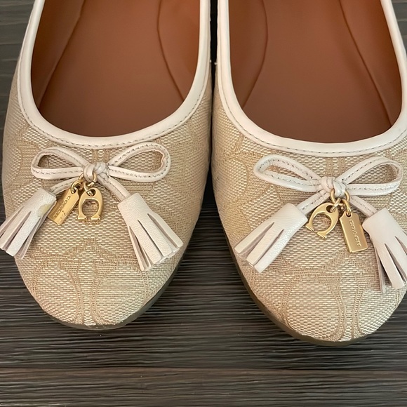 New with box Coach Benni Sig Flat size 9 - Picture 4 of 10